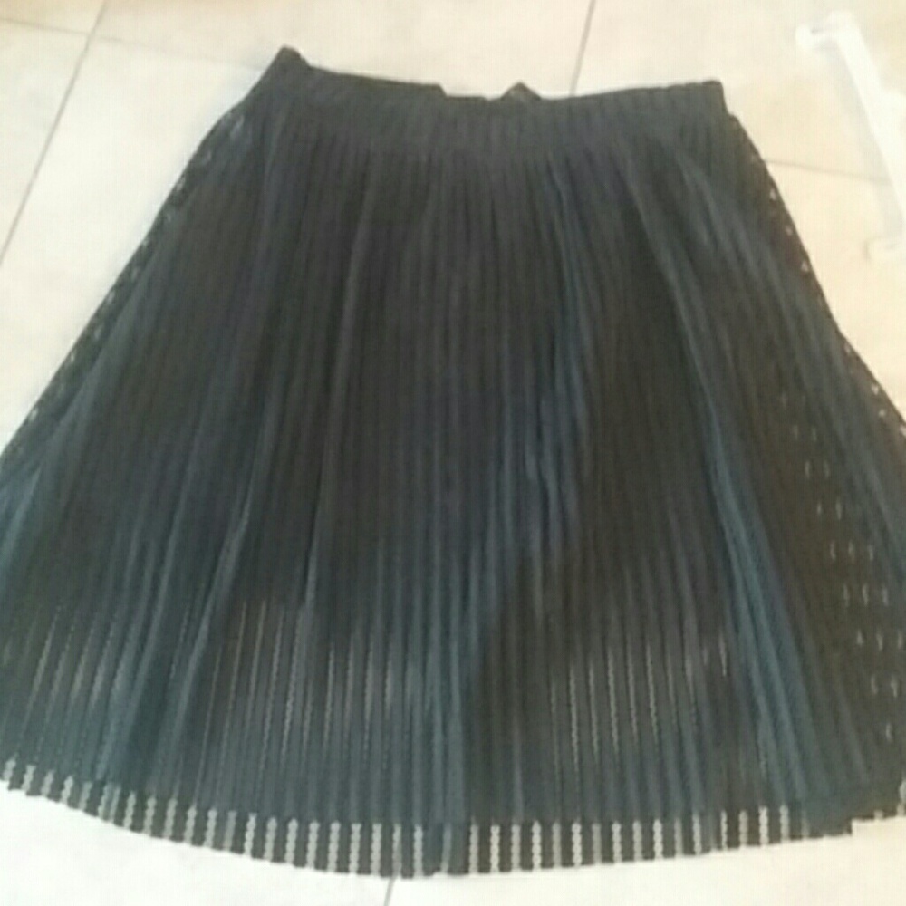 Torrid black skirt NWT size 20